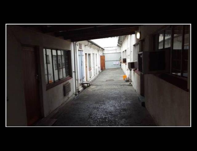 400M² FACTORY TO LET IN PAARDEN EILAND